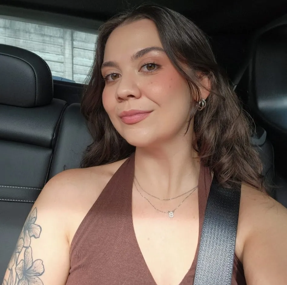 A selfie of me in the car